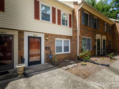 6810 Farmingdale Dr APT D