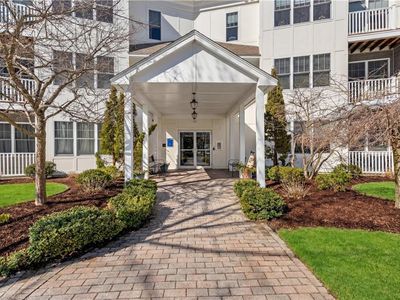 301 Church St APT 207