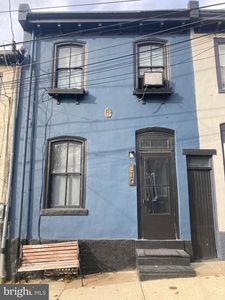 310 Carson St