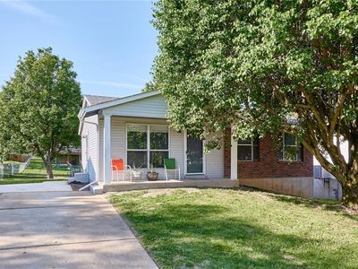 2118 Larkspur Lndg