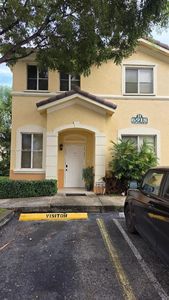 6918 NW 177th St #H100