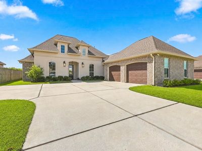 257 Royal Oak Blvd