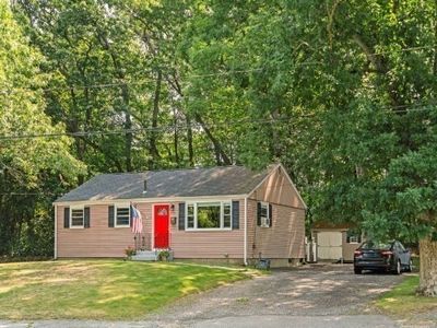 4 Edward Cody Ln