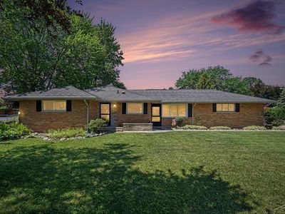 1609 N Center Rd