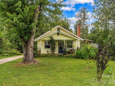 77 Fair Oaks Rd