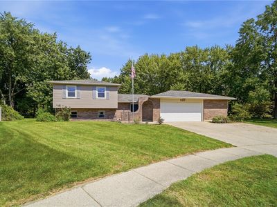 703 Bay Brooke Ct