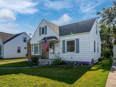 Property at 71 Wrexham Ct N, Tonawanda, NY