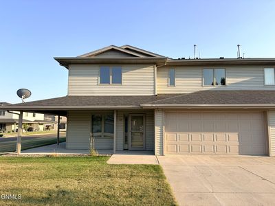Property at 719 Mayflower Dr, Bismarck, ND