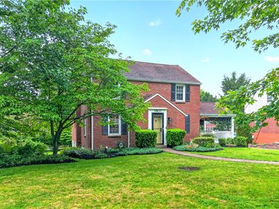 1801 Vollmer Dr