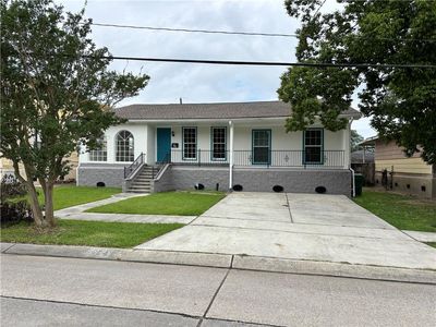 564 Oakwood Dr