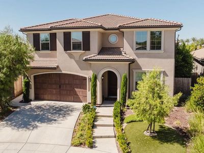 1671 E Bella Fiore Dr
