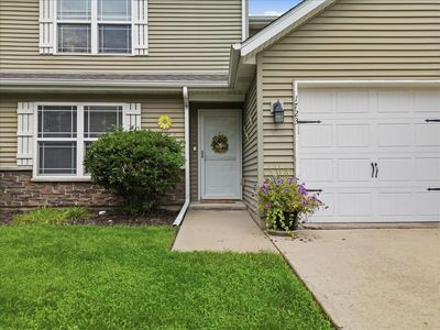 1723 W River St #1