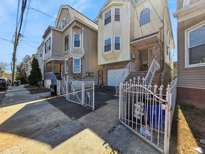 78 Beverley St