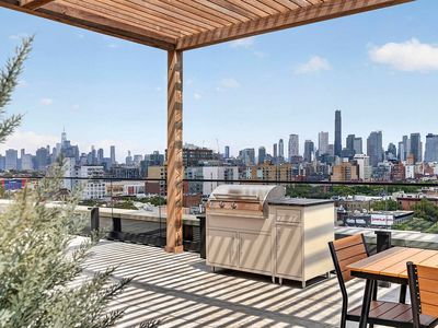 445 5th Ave #4A