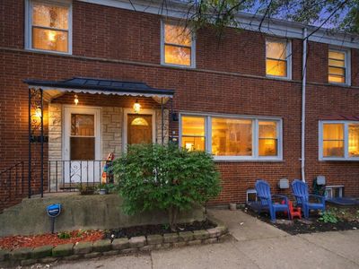 1903 W Sunnyside Ave