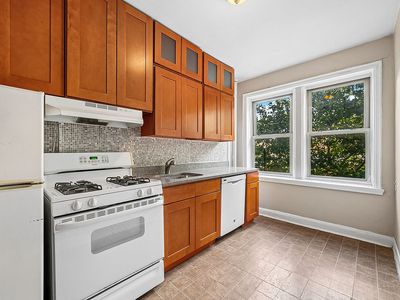 48-42 44th St APT 4J
