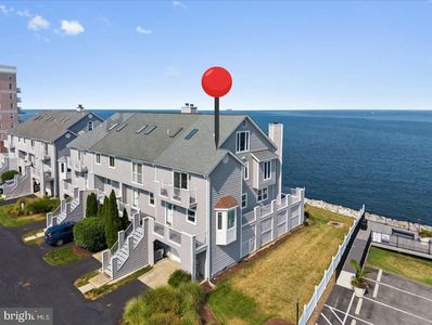 8337 Bay Crest Ct