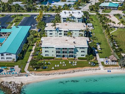 1101 W Ocean Dr #32