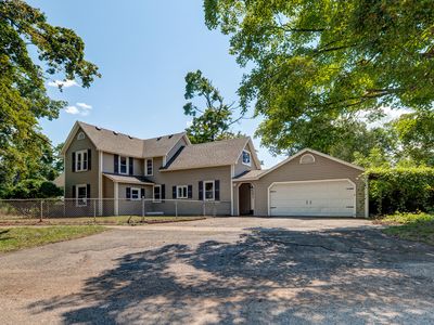 119 Burgess Dr