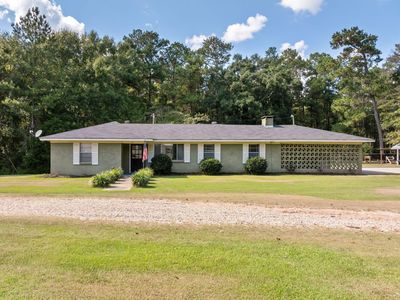 219 Davis Rd