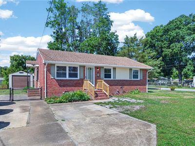 25 Berkley Dr