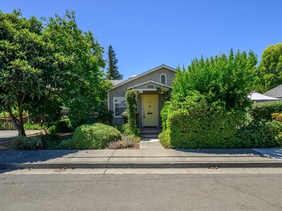 416 2nd St