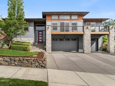 4461 Vista Pointe Dr