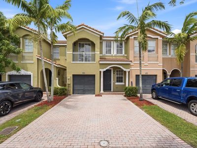 Property at 1444 SE 25th Ave, Homestead, FL