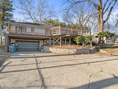 3225 Easton Blvd