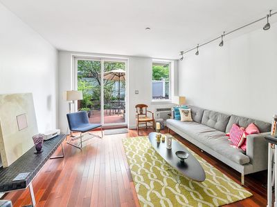 127 4th Pl APT 1B