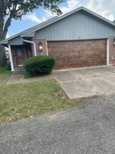 5508 Flagstone Dr