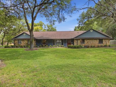 128 W Greentree Ln