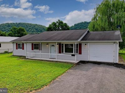Property at 10 N Hummingbird St, Keyser, WV
