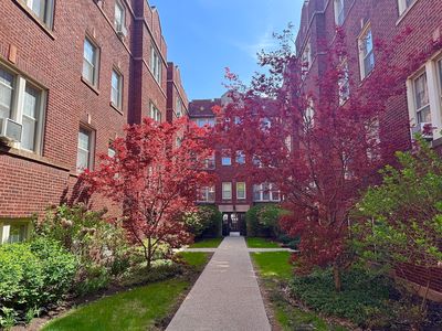 242 S Maple Ave APT 1W