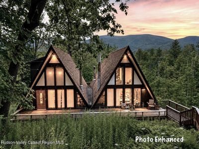 22 Pine Lane