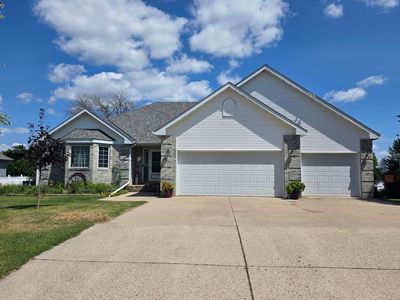 109 Anglewood Dr
