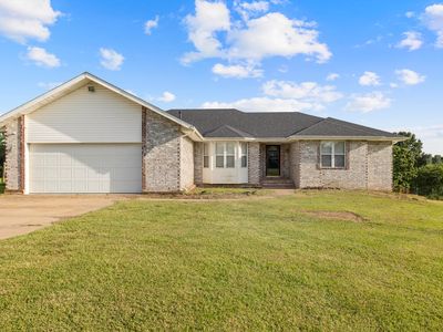 882 Trout Road