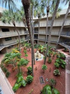 8635 NW 8th St APT 303
