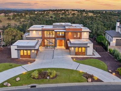 3516 Vista De Madera