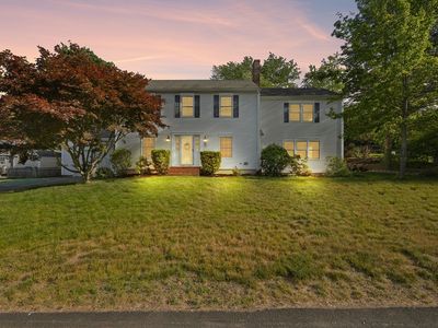 8 Robinwood Dr