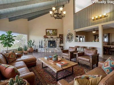 11101 E Camino Aurelia