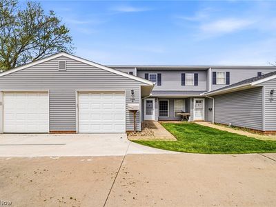 7982 Colonial Dr