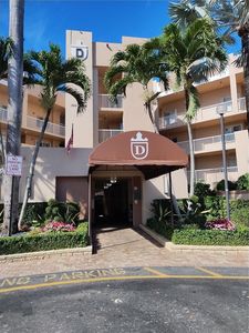 7649 E Granville Dr #301