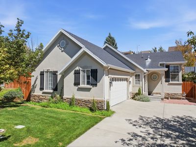 2268 W New Harvest Ln