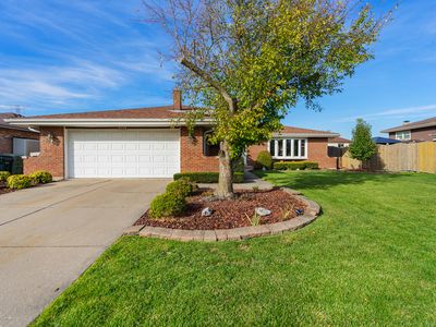 8118 Tudor Ln