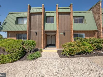 1310 Meadowview Ln