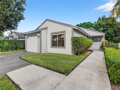 2515 Bedford Mews Drive