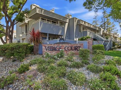 942 La Barbera Dr