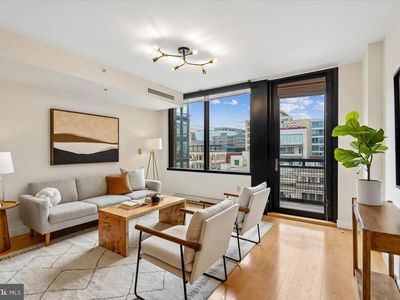 912 F St NW APT 709