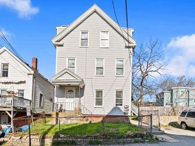 29 Lewis St